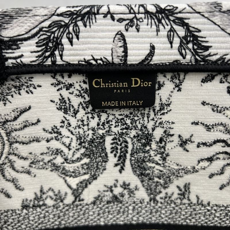 Christian Dior Shopping Bags